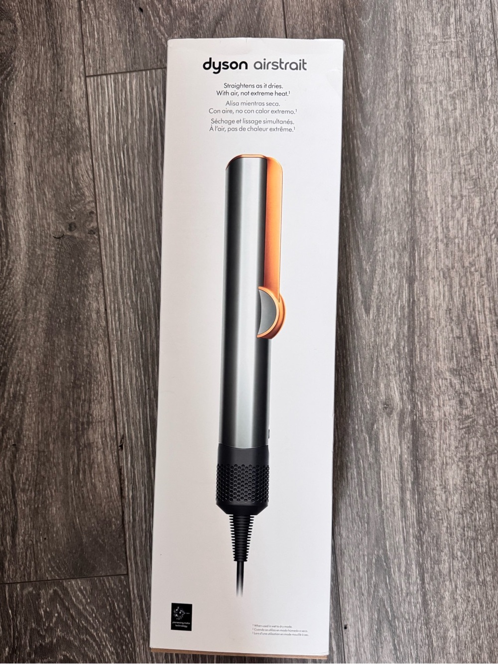Dyson Airstrait Hair Straightening - Picture 13 of 15